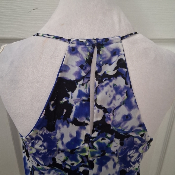 Express Reversible Floral Tank Top/Cami - Picture 5 of 6